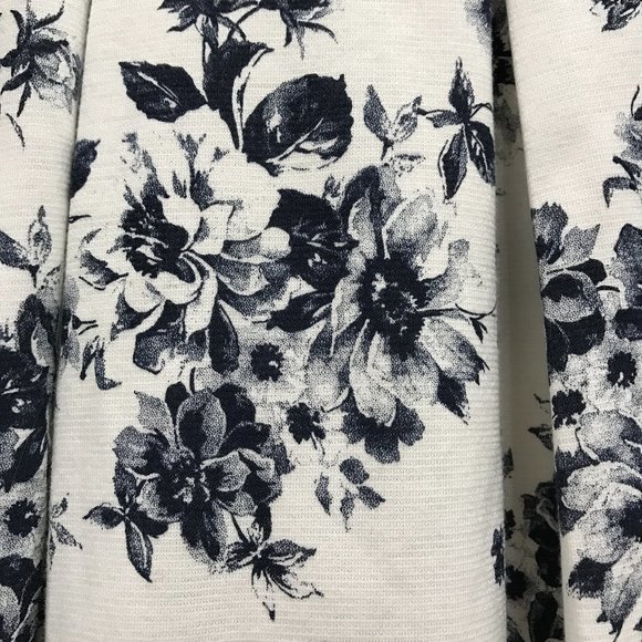 Forever 21 | Floral Circle Mini Skirt - Picture 6 of 7